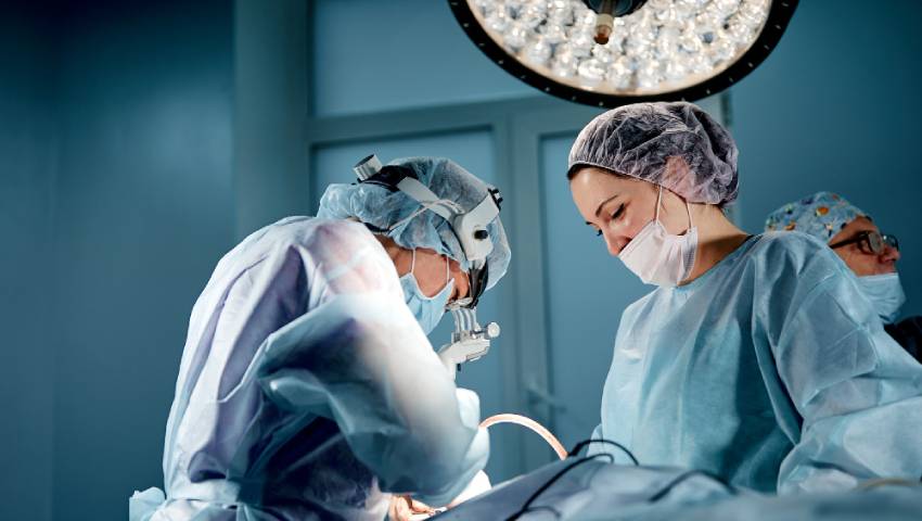 Managing Stress During Your Laparoscopic and Robotic Onco Surgery Journey